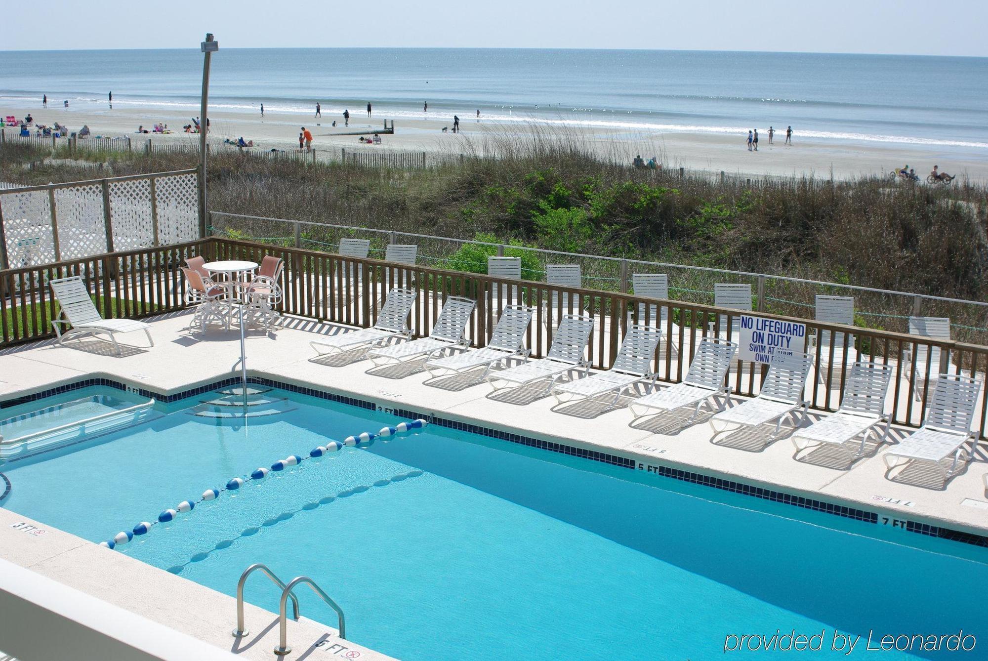 Castaway Beach Inn & Swim Up Bar North Myrtle Beach Exteriör bild